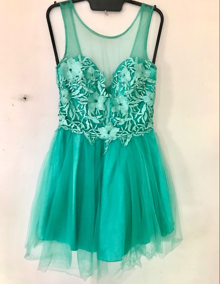 Vestido de debutante hot sale verde agua curto