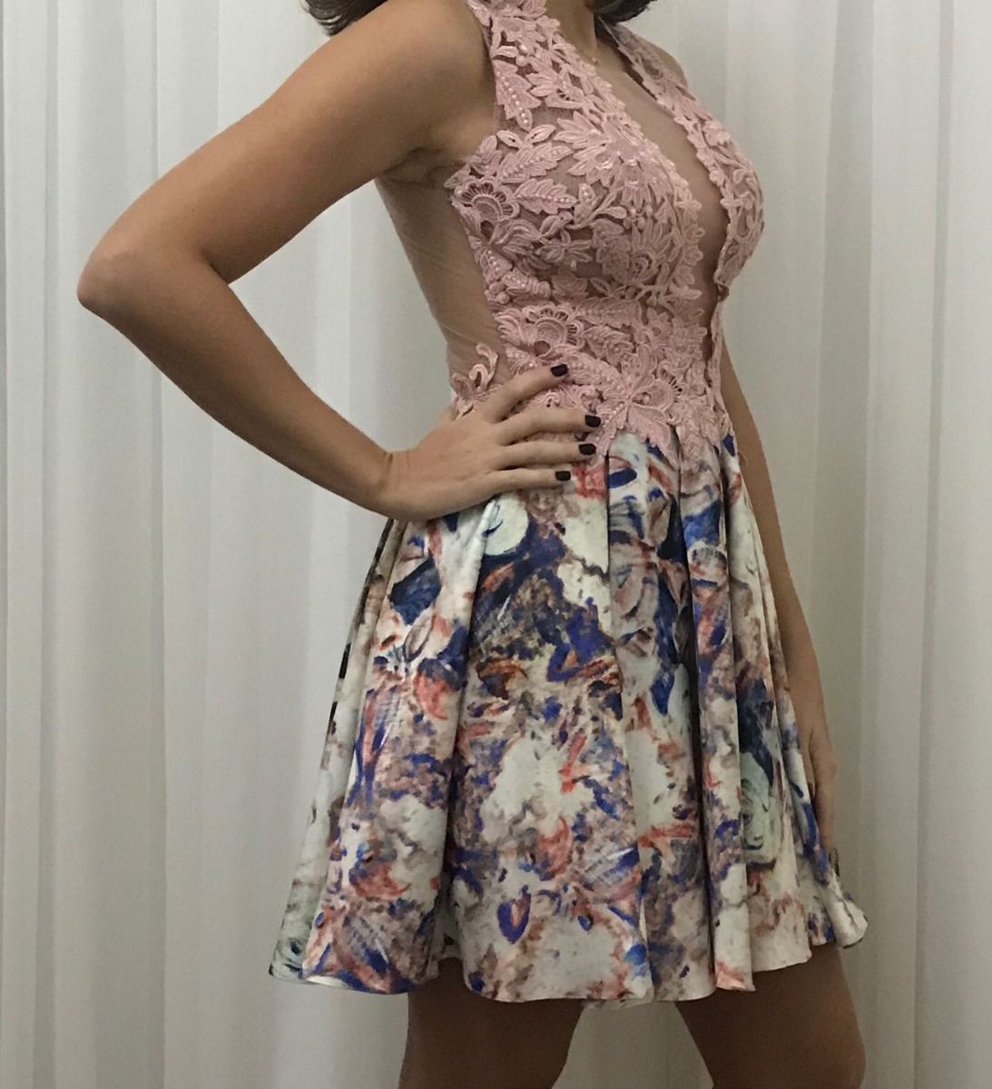 vestido de festa estampado com renda