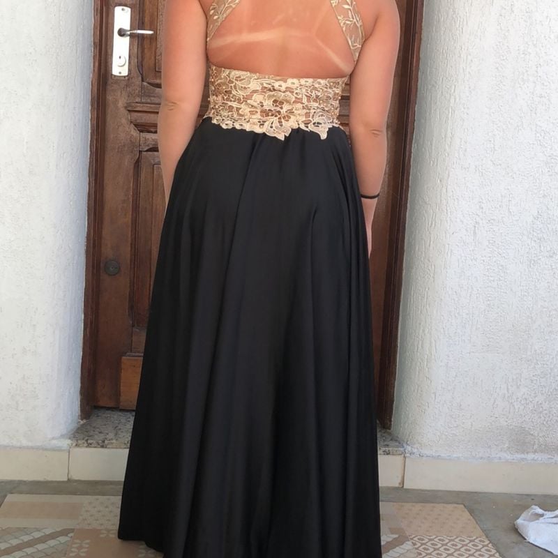 Vestido fashion de formatura preto com dourado