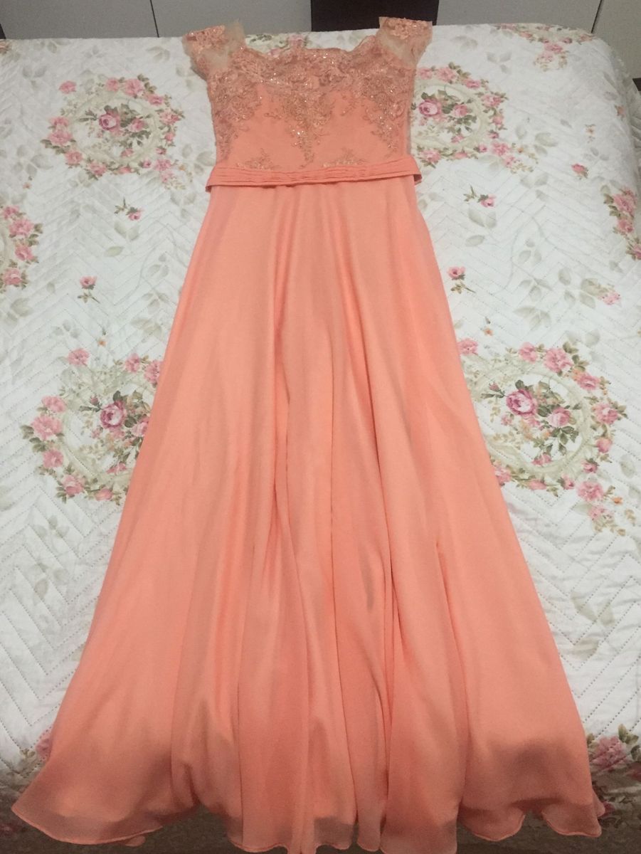 vestido de formatura cor salmão