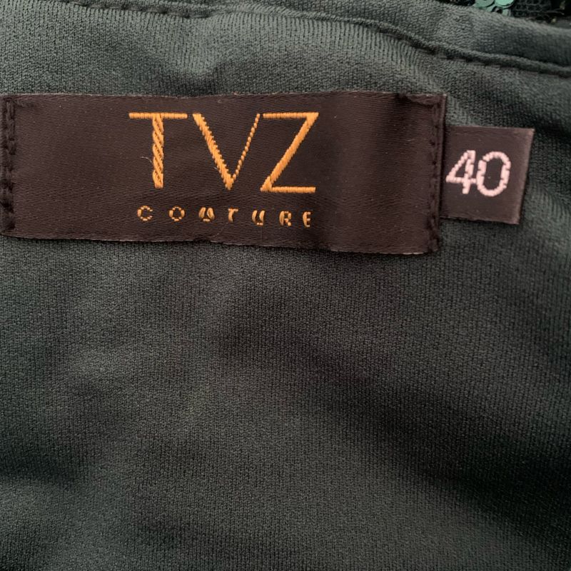 Marca de 2024 roupa tvz