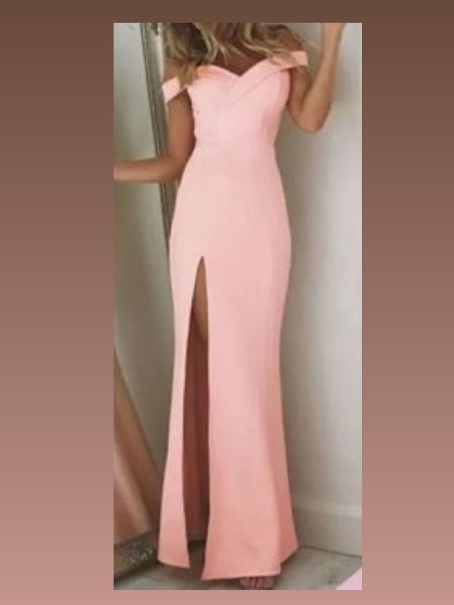 vestido estilo sereia com fenda