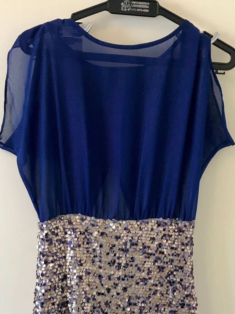 vestido tipo blusa e saia