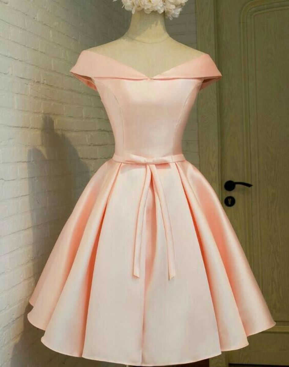 vestido de debutante rosa curto