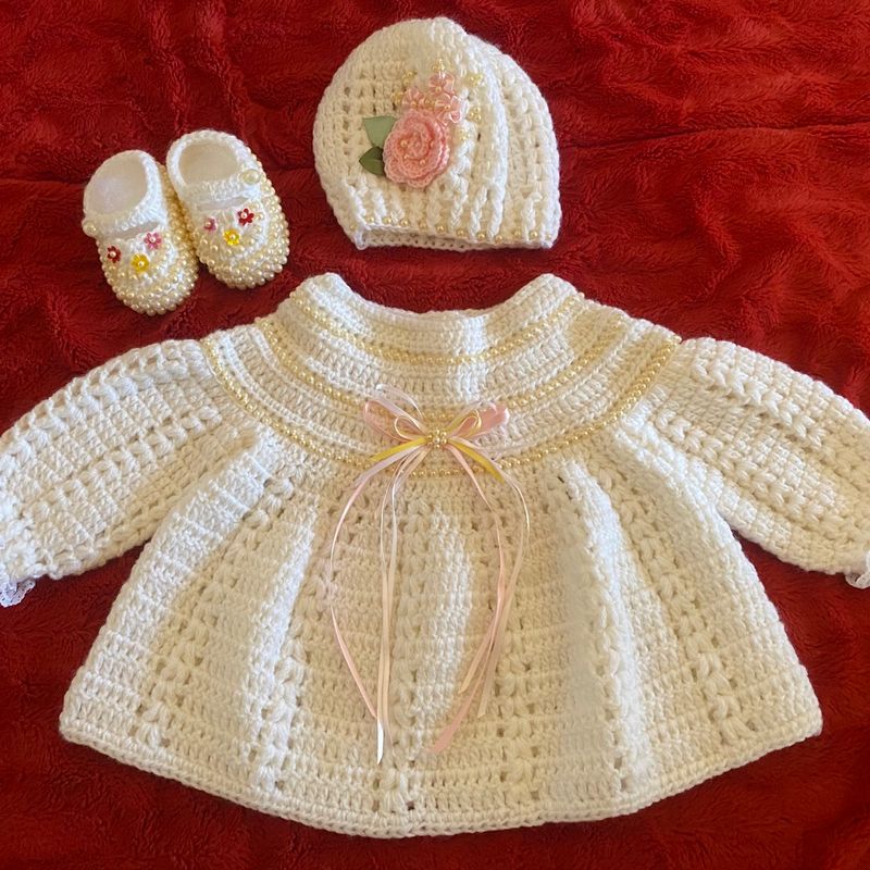 Vestido para bebe recem nascido best sale em croche