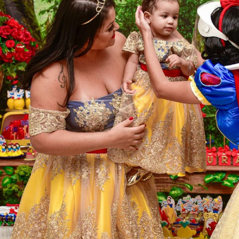 Vestido mae e filha branca sale de neve luxo