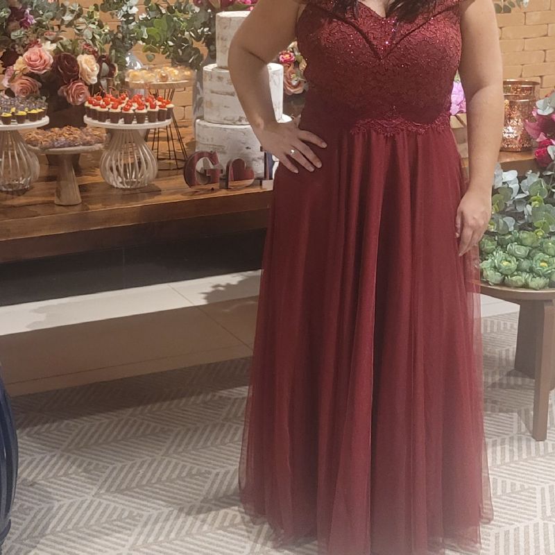 Vestido de madrinha sales marsala usado