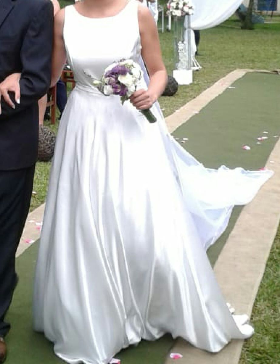 vestido de noiva minimalista