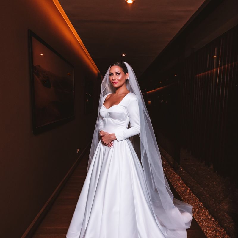 Vestido de noiva de best sale seda pura