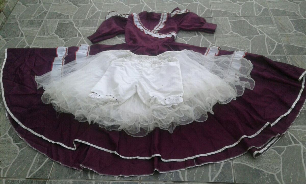 vestido prenda adulto