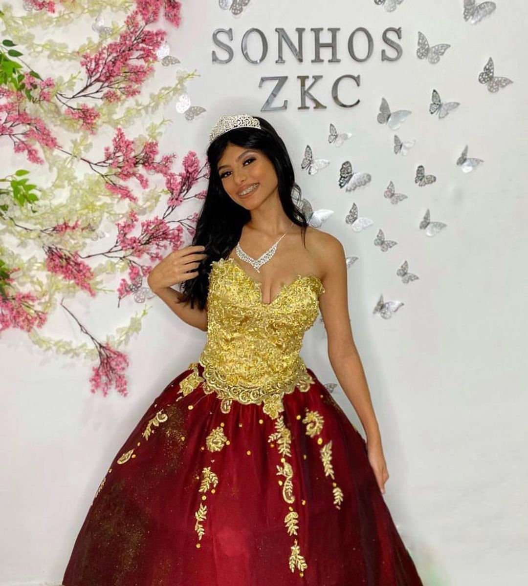 Vestido de madrinha 2024 dourado com marsala