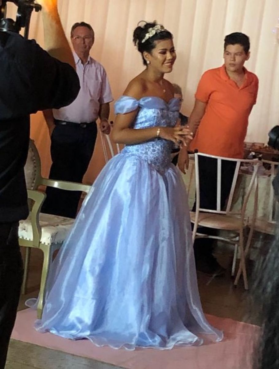 vestido debutante cinderela
