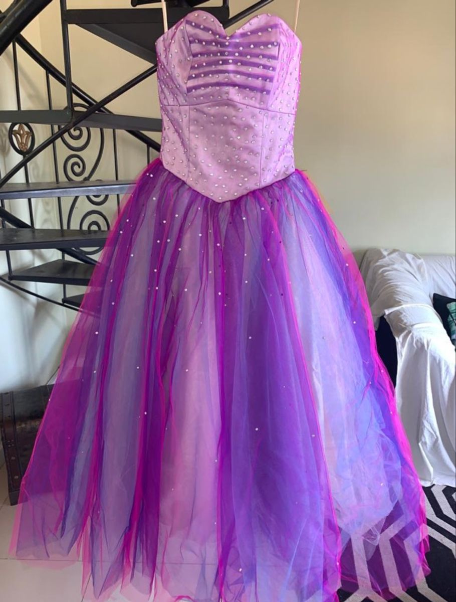 vestido debutante roxo