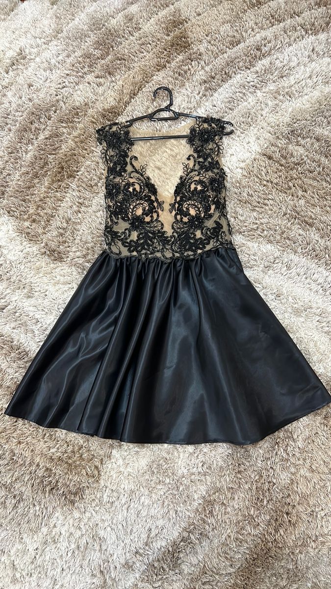 Vestido Debutante, Vestido de Formatura, Preto com Pedrarias, Vestido Curto  | Vestido de Festa Feminino Capitolina Usado 88299276 | enjoei