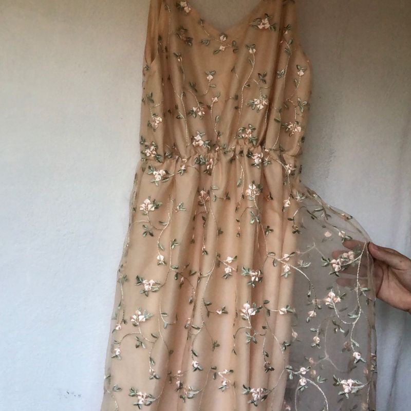 Vestidos delicados clearance e romanticos