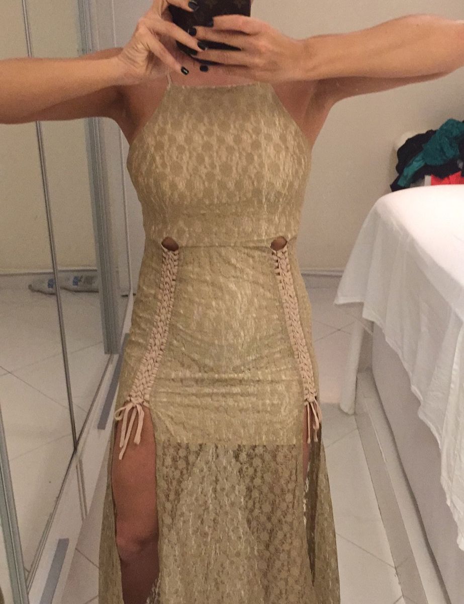 Vestido dourado hot sale renda