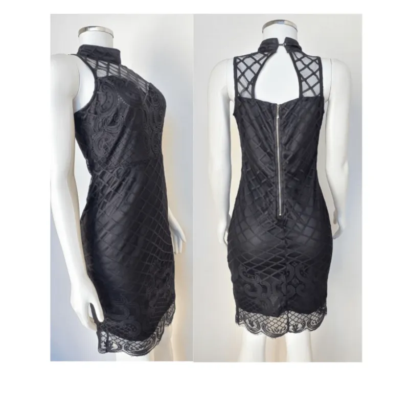 Vestido fashion de rockeira preto