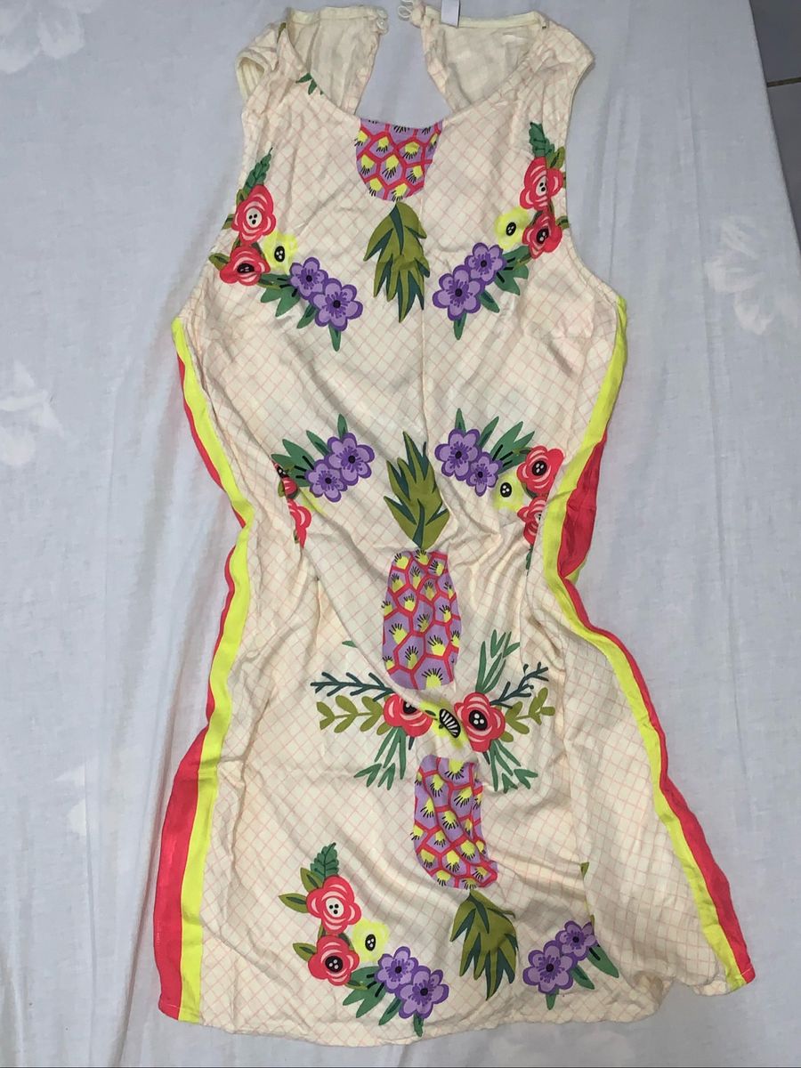 vestido abacaxi renner