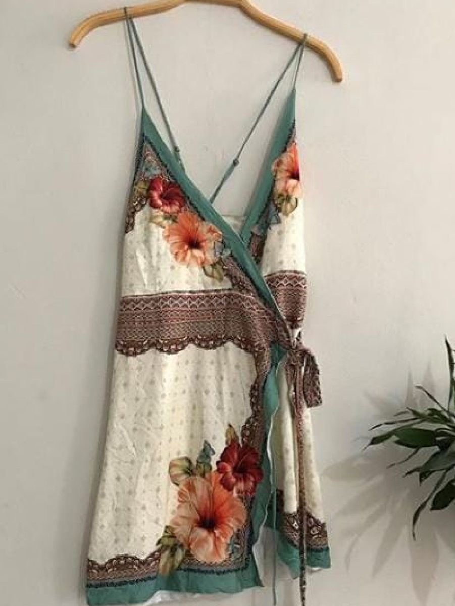 vestido alcinha cha de hibisco