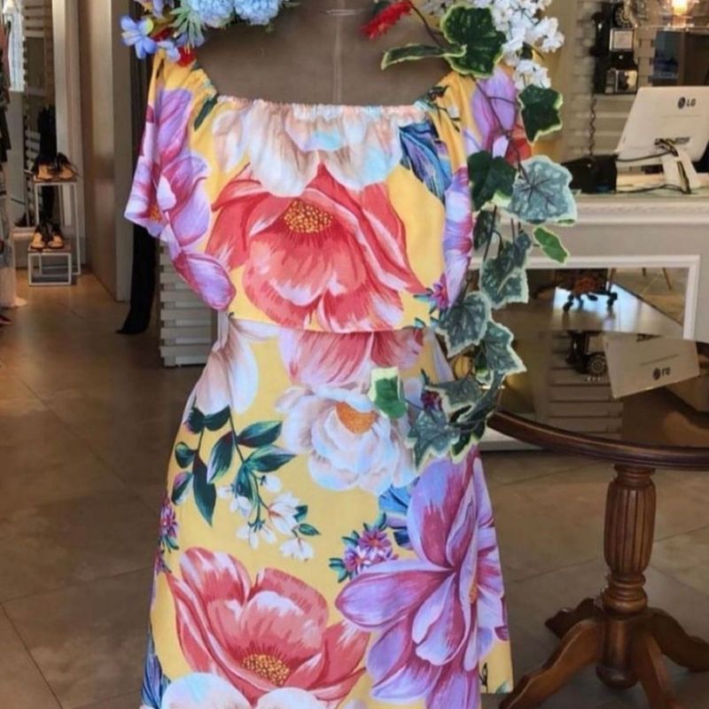 Vestido Farm Flor de Menina Vestido Feminino Farm Nunca Usado
