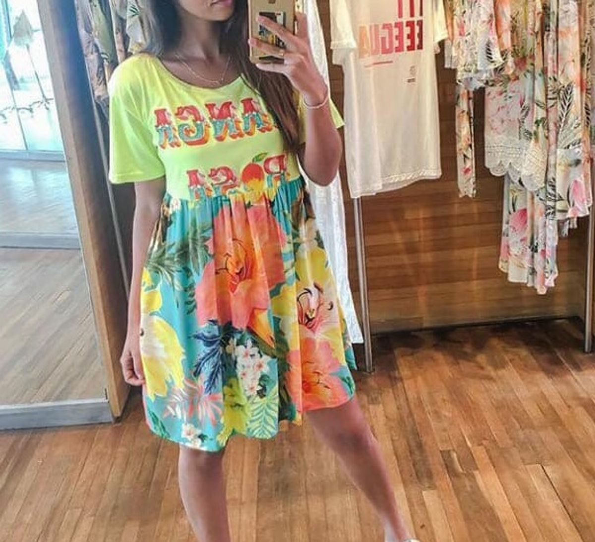 vestido manga rosa farm