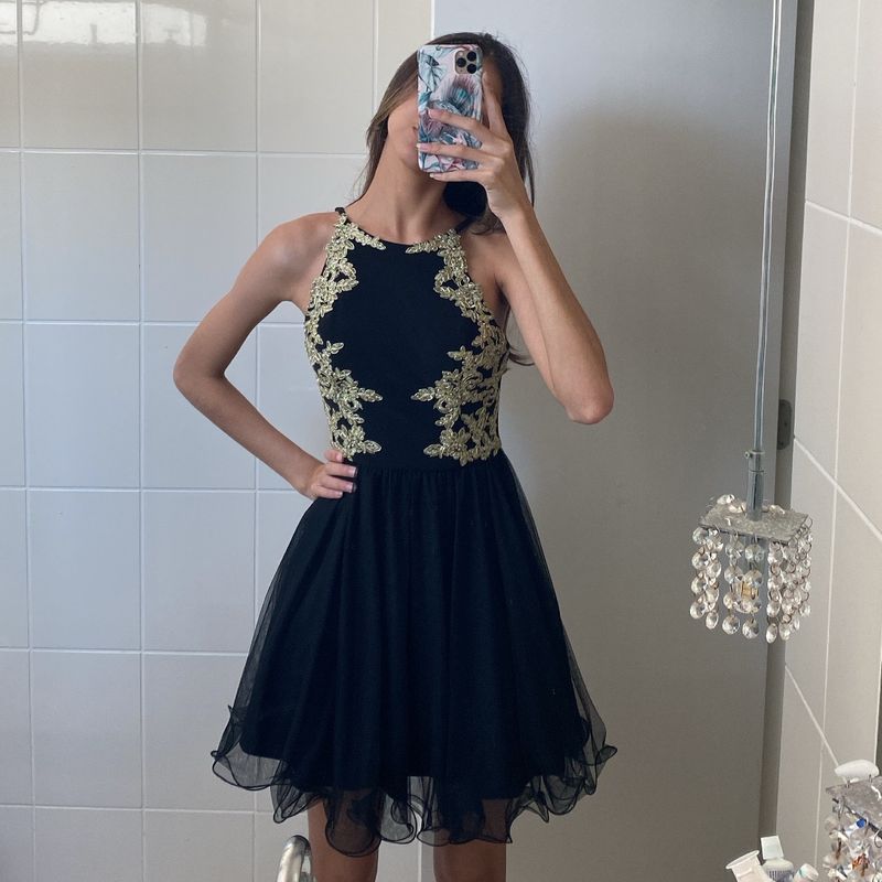 Vestido curto para festa de hot sale quinze anos