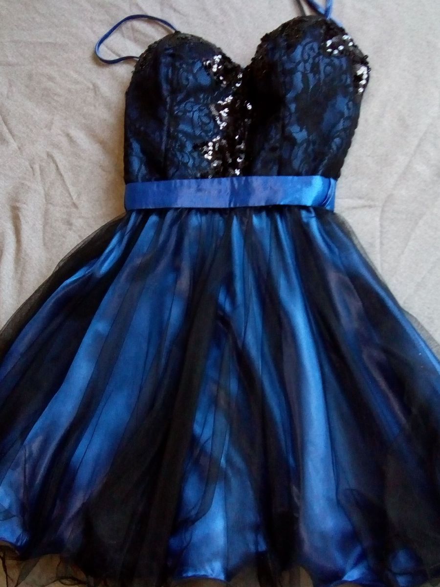 vestido azul curto festa