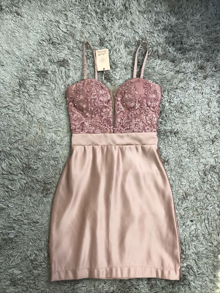 vestido de madrinha curto rose