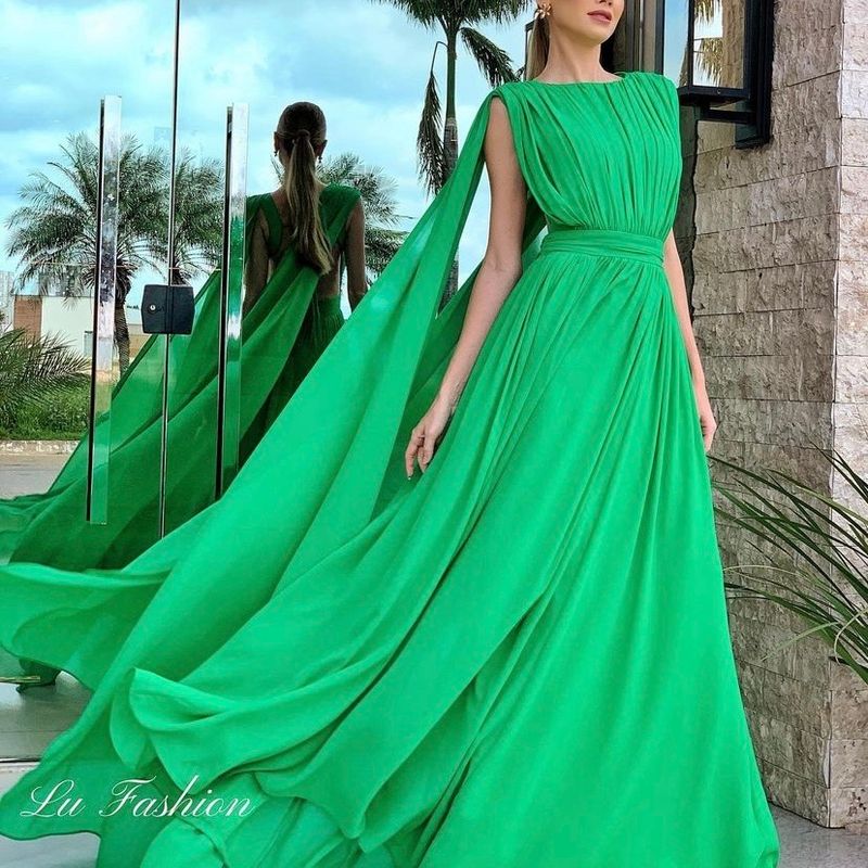 Vestido de formatura verde fashion bandeira