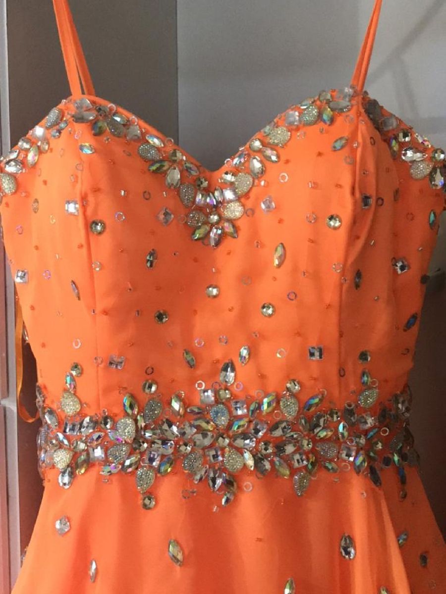 vestidos neon para debutantes