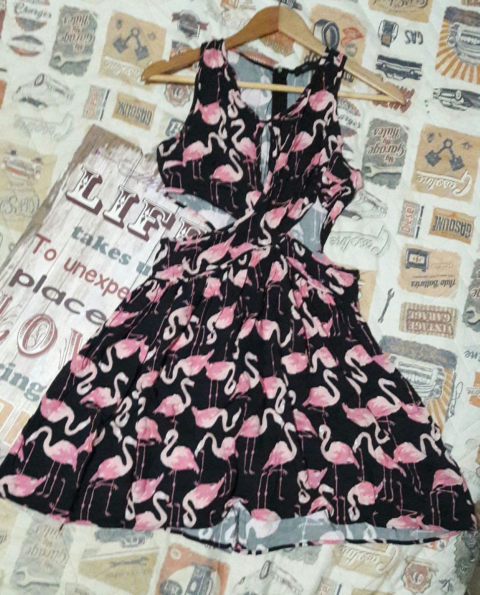 vestido flamingo riachuelo