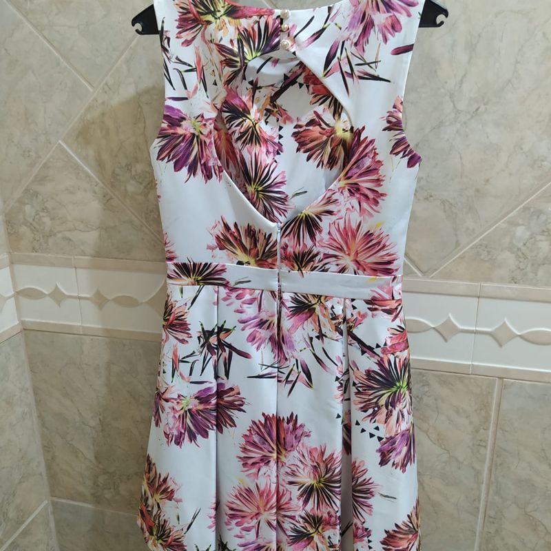 Vestido best sale floral chique