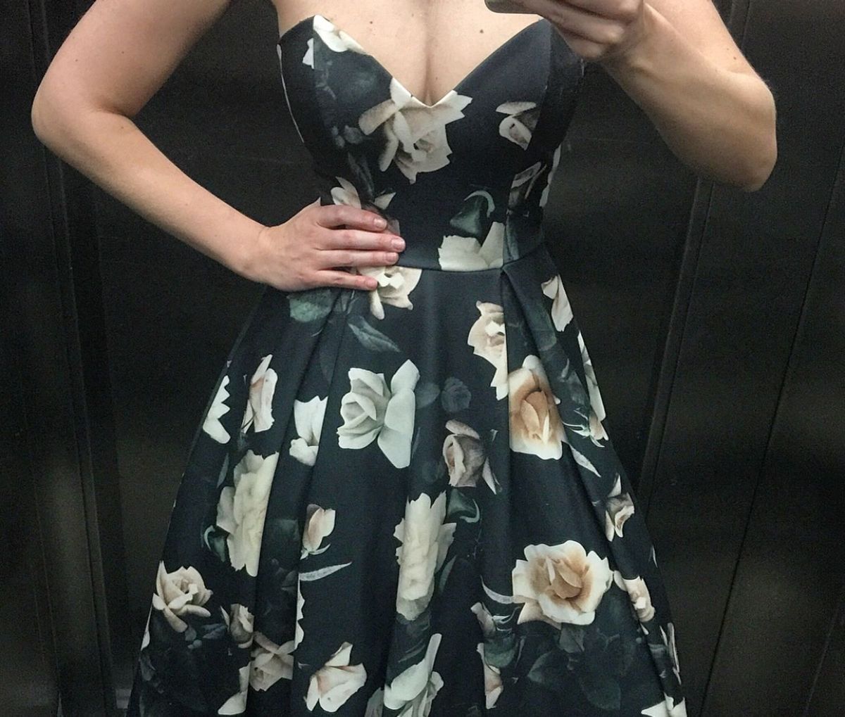 vestido lança perfume floral