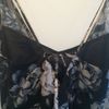vestido floral preto - vestidos loja três