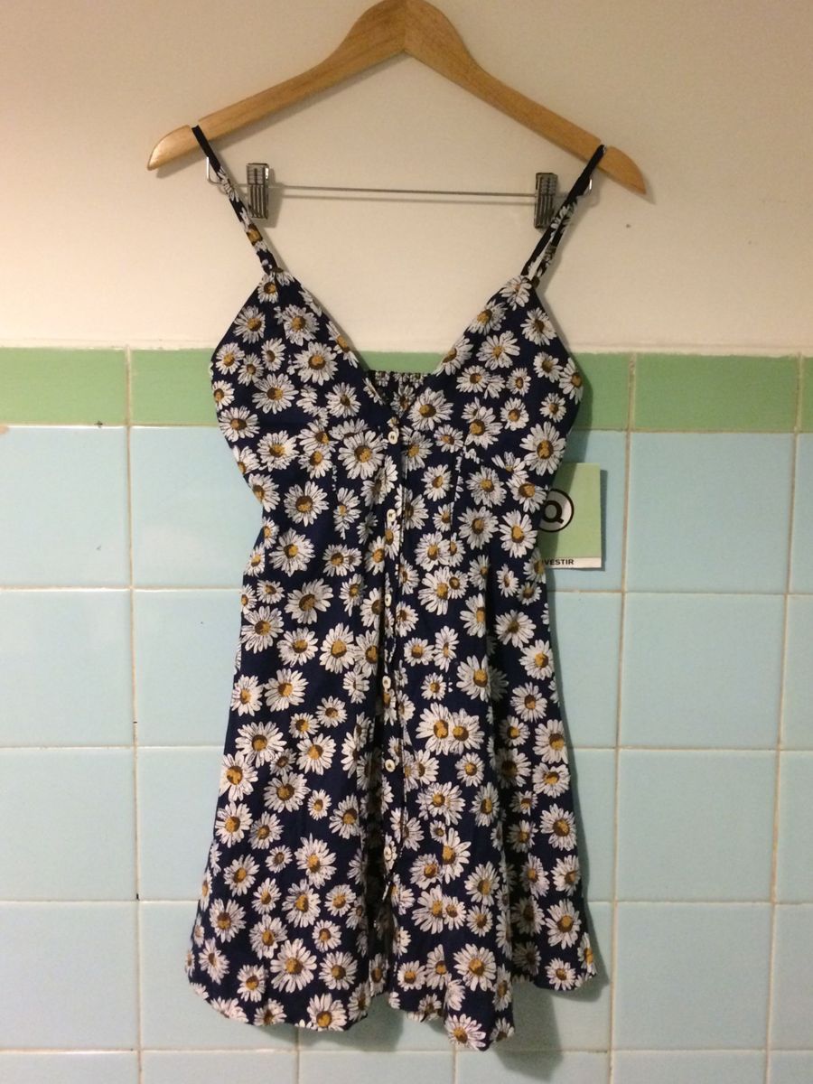 vestido floral curto de alcinha