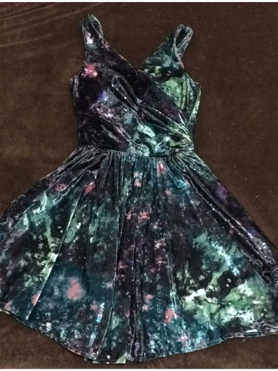 vestido tema galaxia