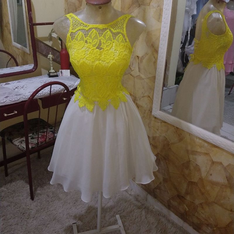 Vestido curto amarelo sales para festa