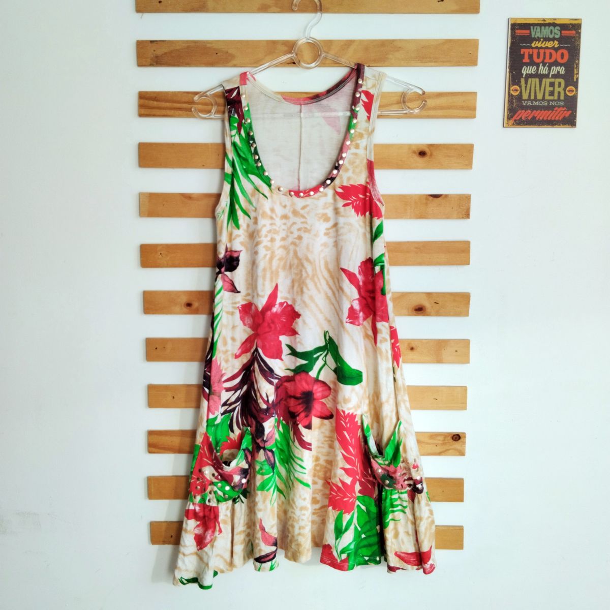 Vestido curto best sale floral hibisco