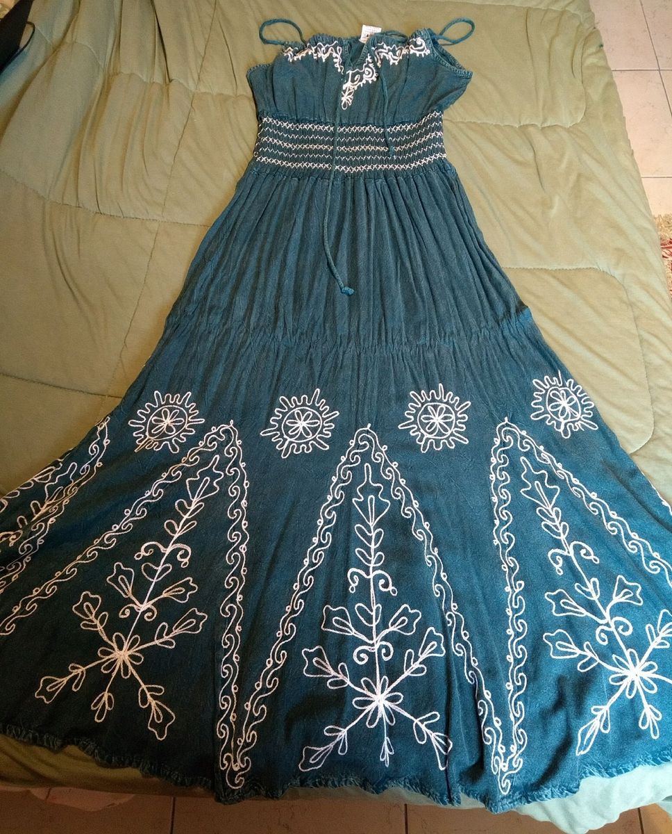 vestidos indianos bordados