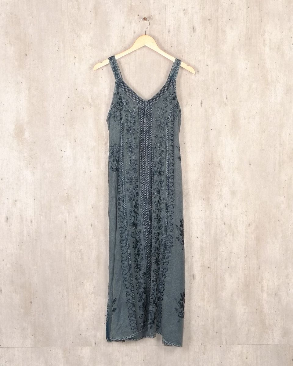 vestido longo indiano bordado