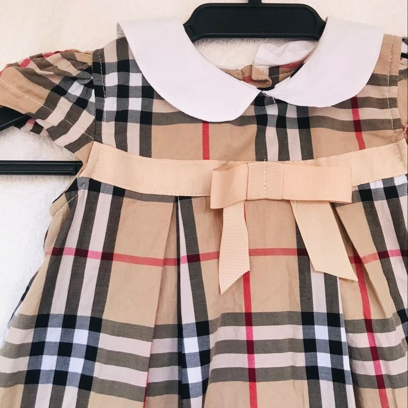 Marca burberry outlet infantil