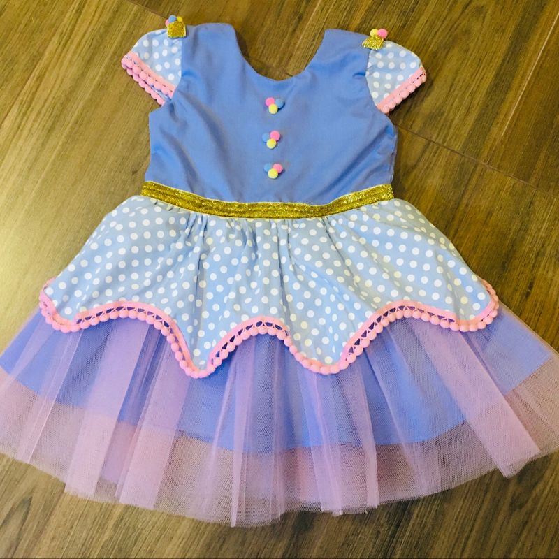 Vestido infantil 2024 tema carrossel