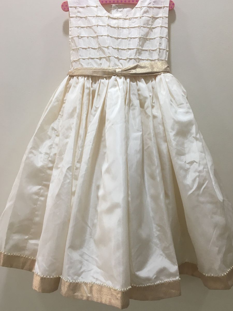 vestido infantil bordado a mão