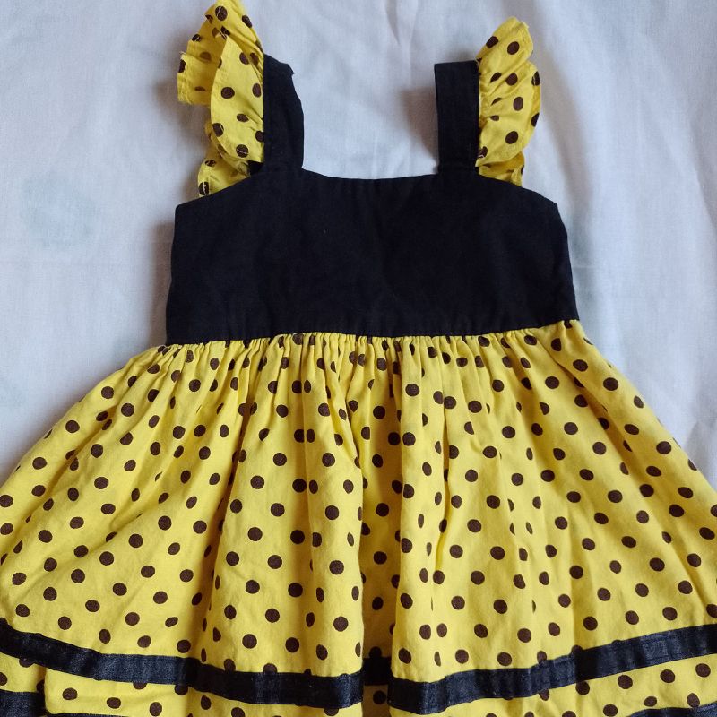 Vestido infantil best sale amarelo e preto