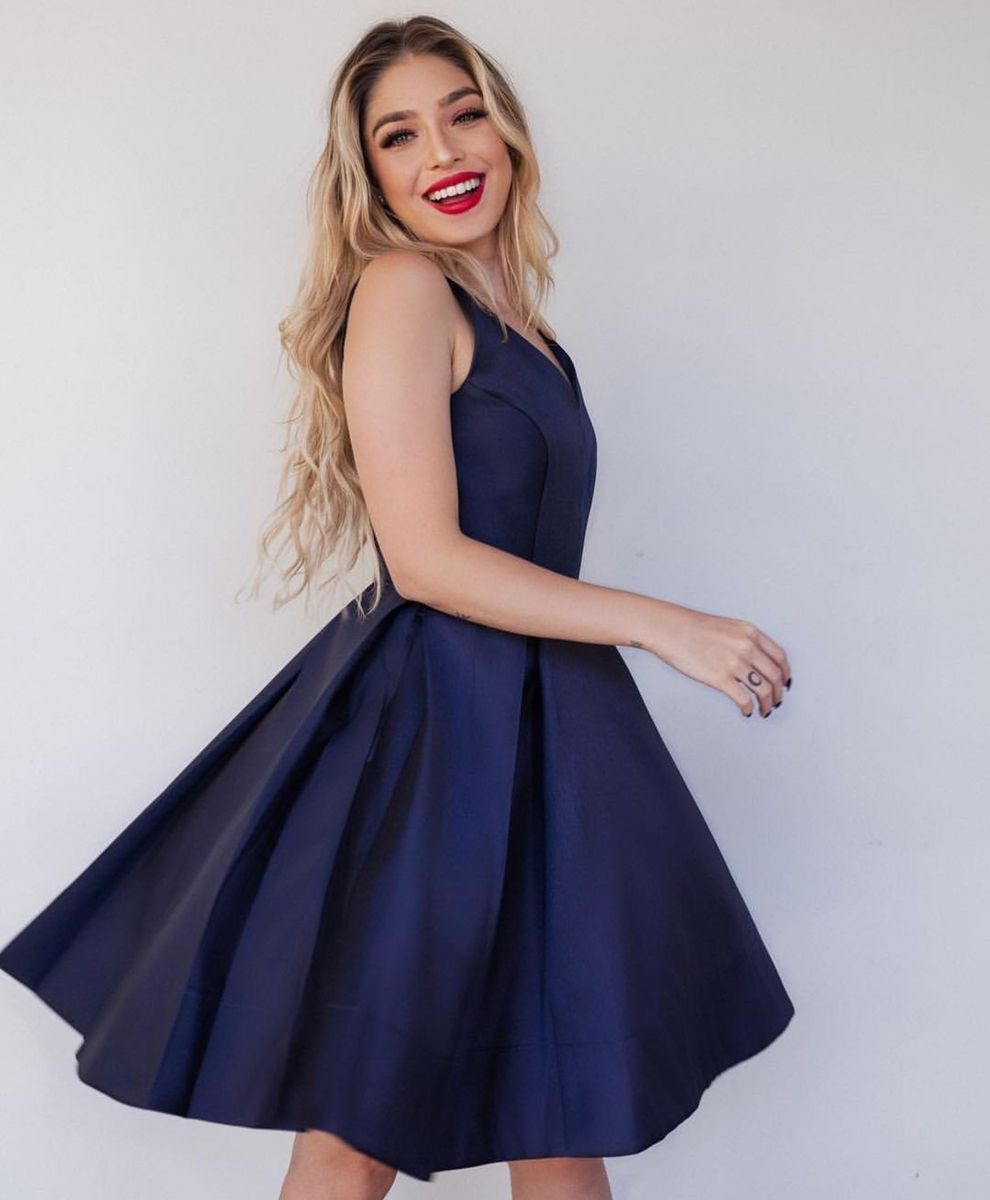 vestido curto rodado azul