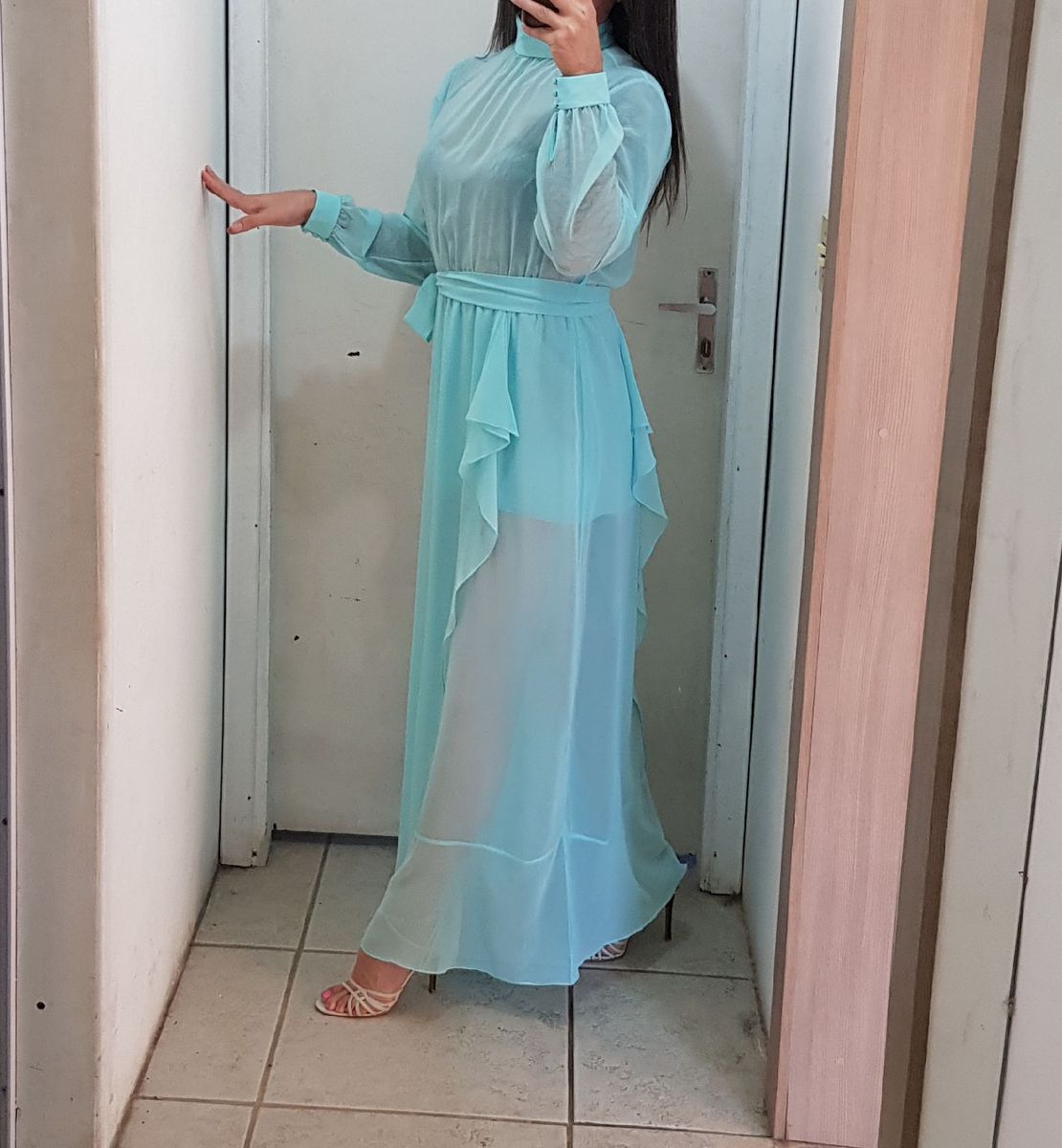 vestido longo com manga bufante