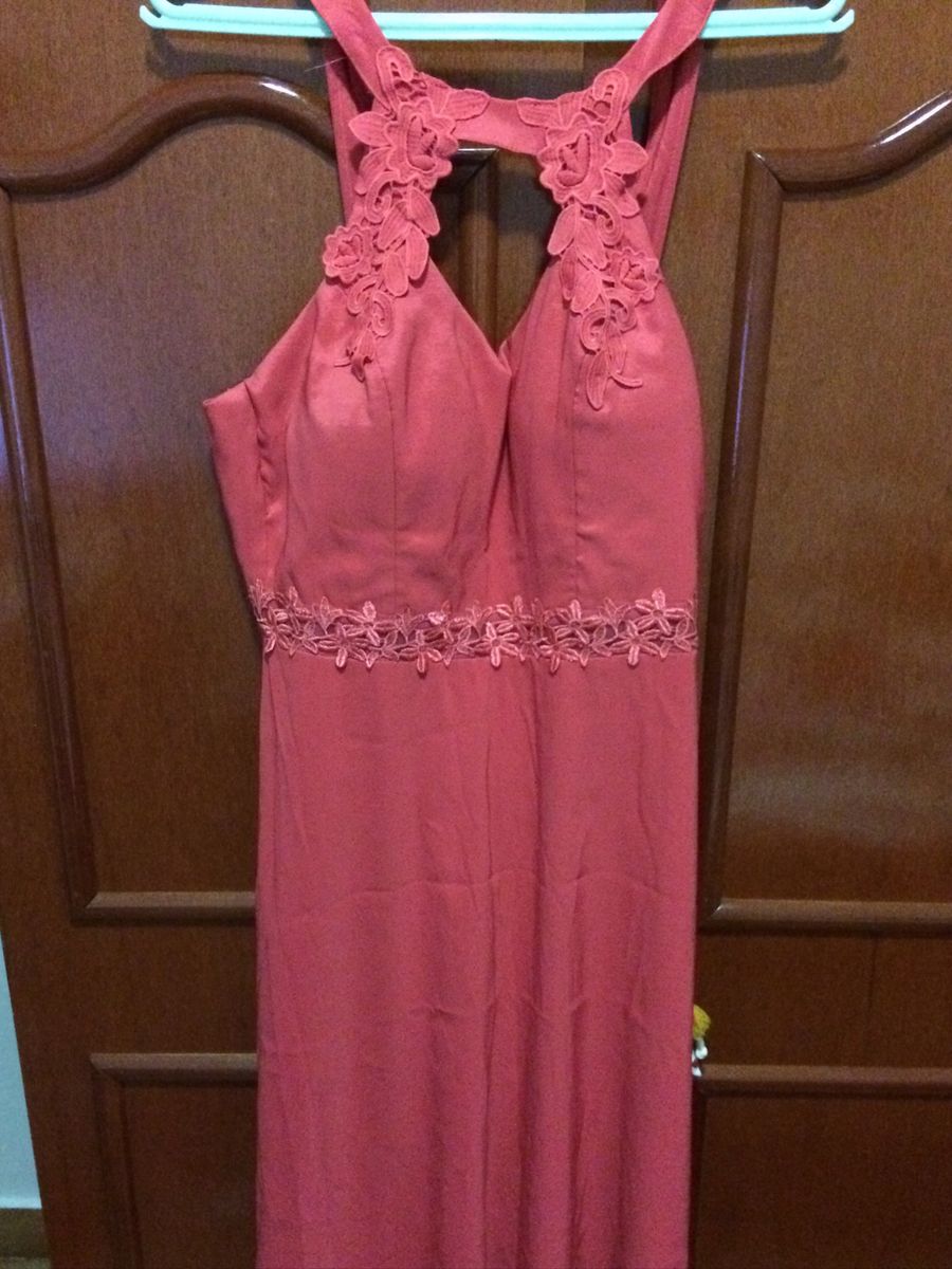 vestido goiaba longo