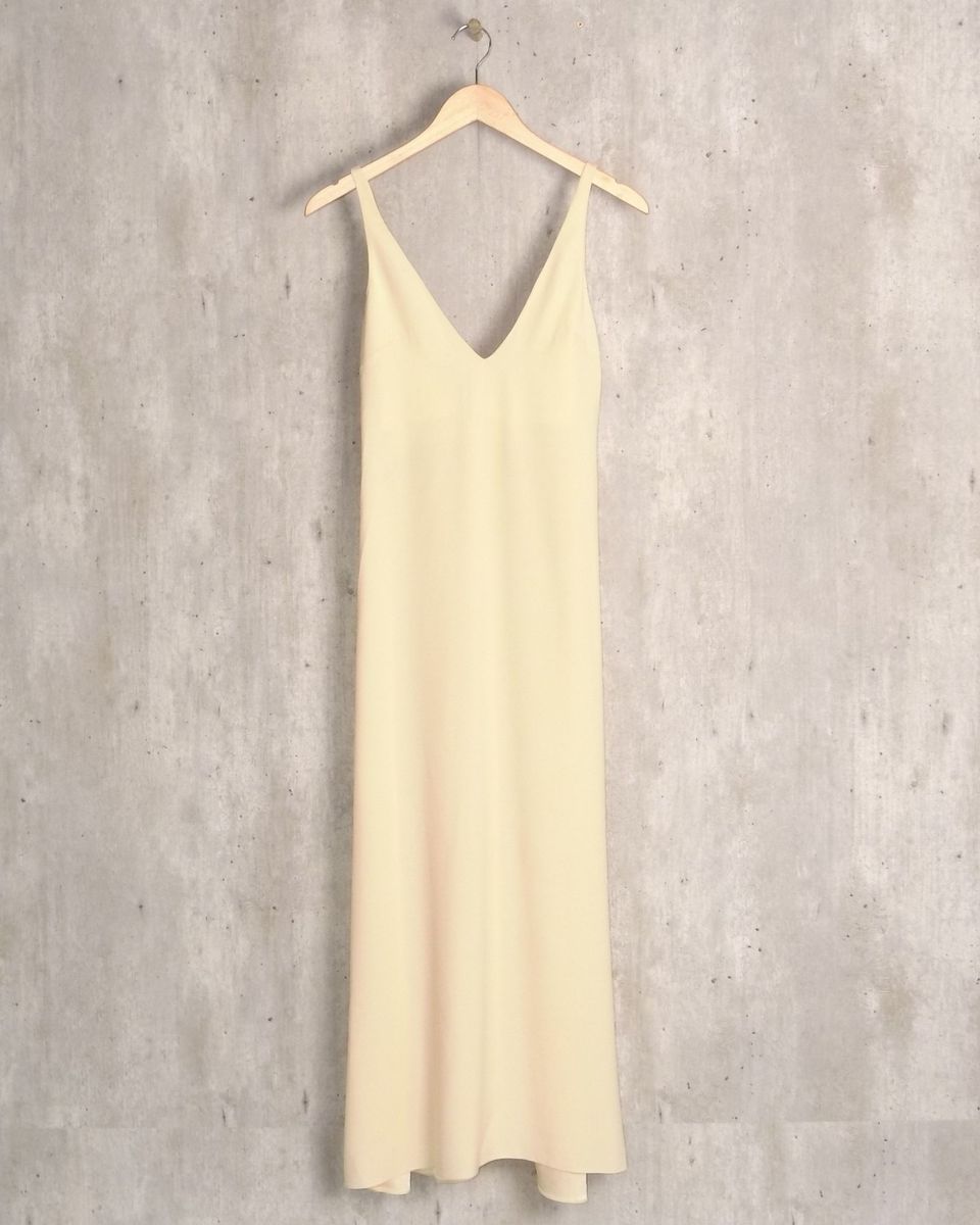 vestido longo creme