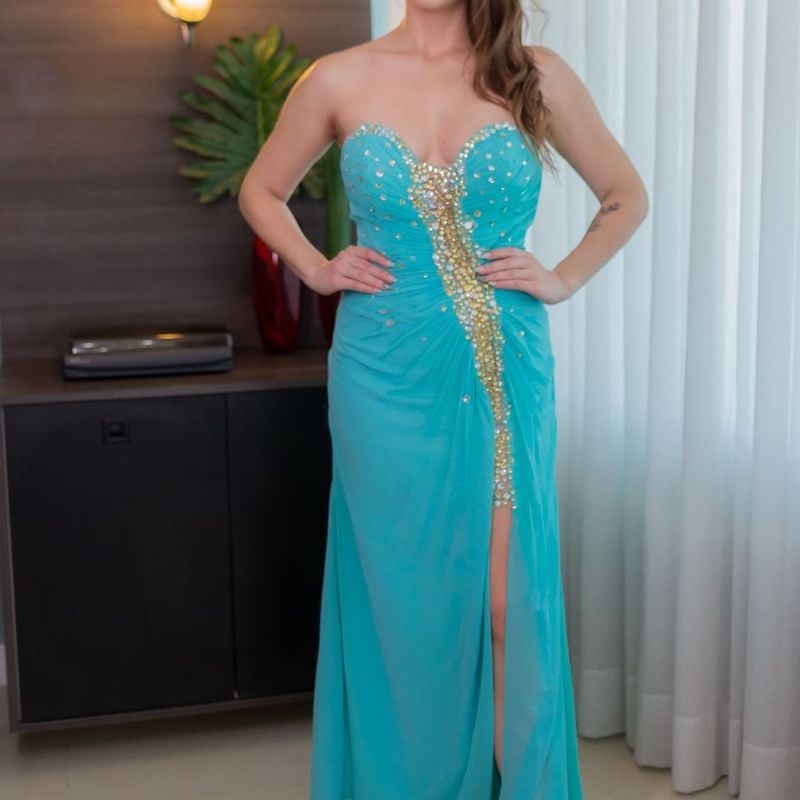 Vestido azul tiffany com hot sale pedraria