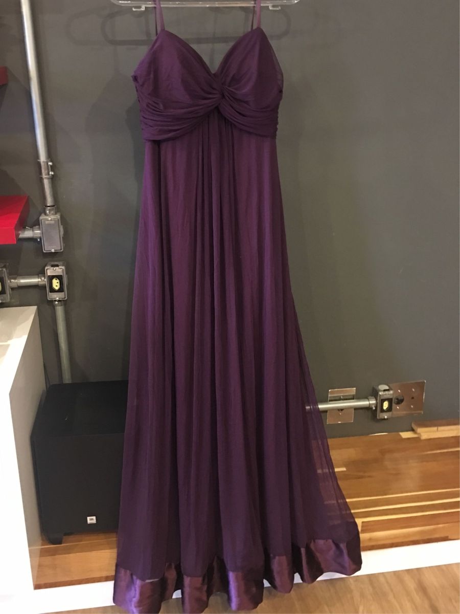 vestido de madrinha cor uva